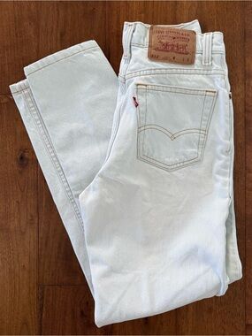 Vintage 1994 Levi’s 512 High Rise Slim Taper Jeans Made in USA 5 Short